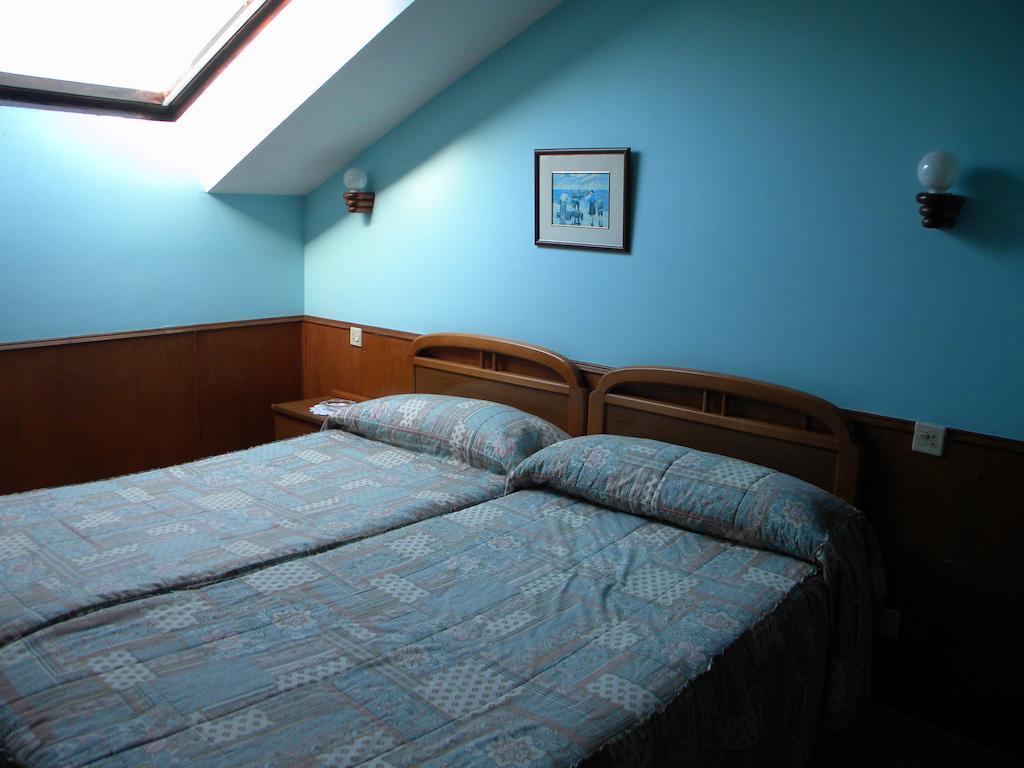 Hotel Solymar Bricia Room photo