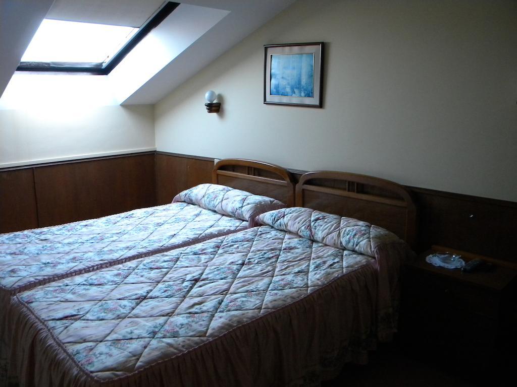 Hotel Solymar Bricia Room photo